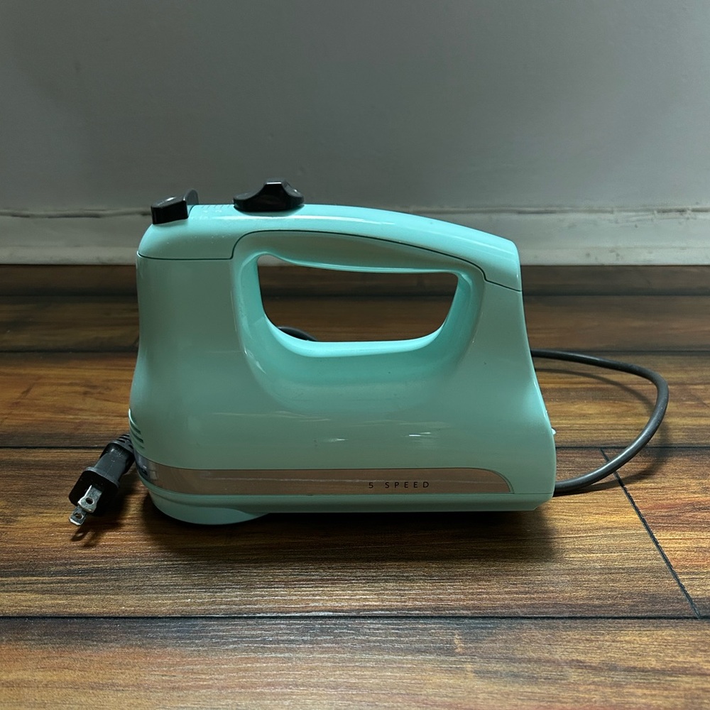 Kitchenaid Aqua Blue 5-Speed Hand Mixer